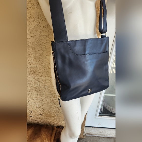 RADLEY LONDON Black Crossbody Bag - Picture 10 of 12